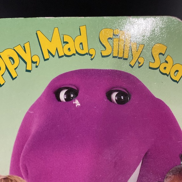 Barney: Happy, Mad, Silly, Sad - Scholastic Board Book - Picture 7 of 8